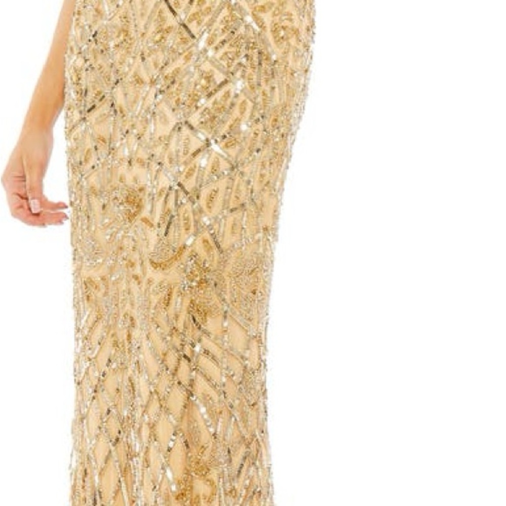 Mac Duggal Elegant Gold Sequin Gown
